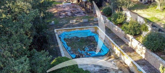 5 bedrooms Villa in Passignano sul Trasimeno, Italy No. 1508 3