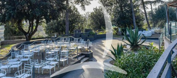 5 bedrooms Villa in Passignano sul Trasimeno, Italy No. 1508 7