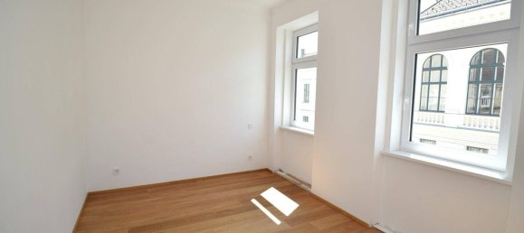 4 rooms Apartment in Meidling, Austria No. 156135 3