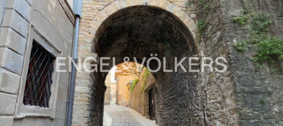 4 Schlafzimmer Wohnung in Bergamo, Italy, Nr. 62984 39