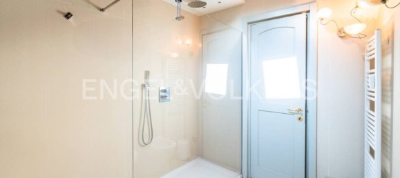 4 Schlafzimmer Wohnung in Bergamo, Italy, Nr. 62984 3