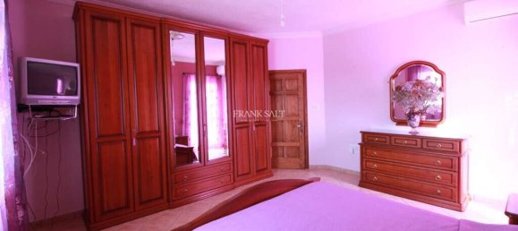 3 Schlafzimmer Haus in Kirkop, Malta, Nr. 8063 8