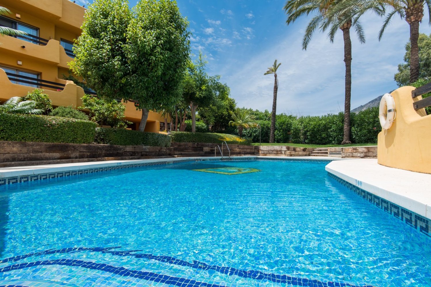 Adosado de 2 dormitorios en Marbella, Spain No. 138344