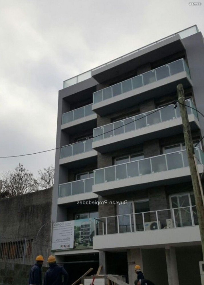 2 bedrooms Apartment in Montevideo, Uruguay No. 3763