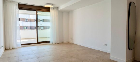 2 bedrooms Apartment in Estepona, Spain No. 137068 6