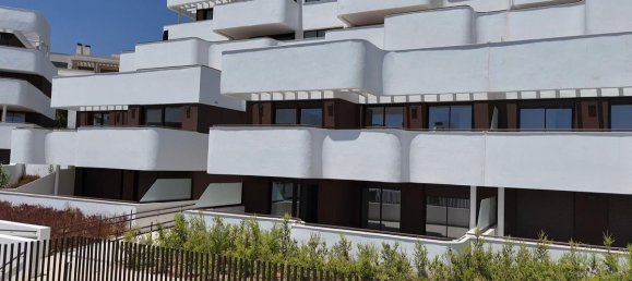 2 bedrooms Apartment in Estepona, Spain No. 137068 5