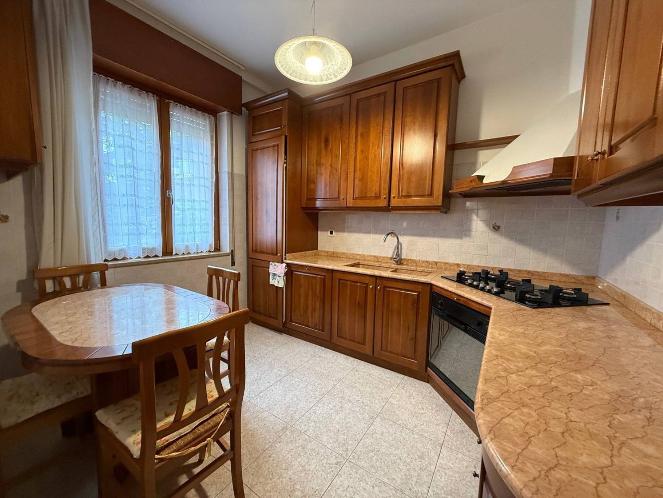 5-salle Appartement à Vicenza, Italy No. 260973