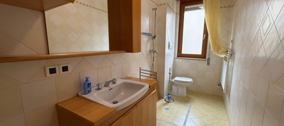 5-salle Appartement à Vicenza, Italy No. 260973 8