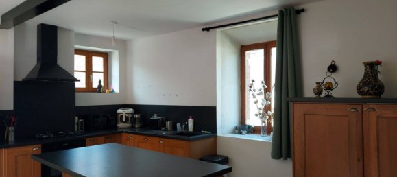 2 bedrooms House in Seine-et-Marne, France No. 333891 3