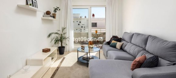 1 bedroom Apartment in Marbella, Spain No. 185041 6