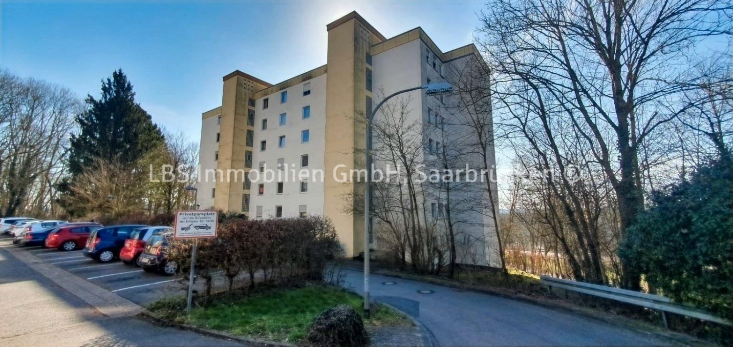 2 bedrooms Apartment in Saarbrucken, Germany No. 24148
