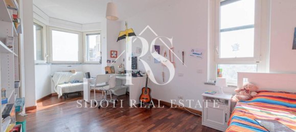 Квартира с 6 комнатами в Пьольтелло, Италия № 25494 27