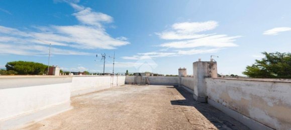 2 bedrooms Apartment in Manfredonia, Italy No. 294178 5