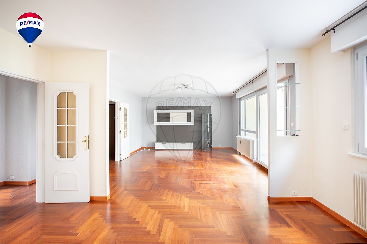 Apartamento de 3 dormitorios en Riedisheim, France No. 329279