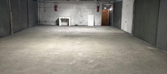 Parkplatz in Paris, France 2013m², Nr. 142319 3