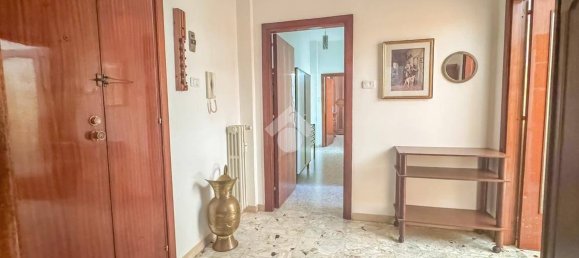 2 bedrooms Apartment in Chieti, Italy No. 296088 4