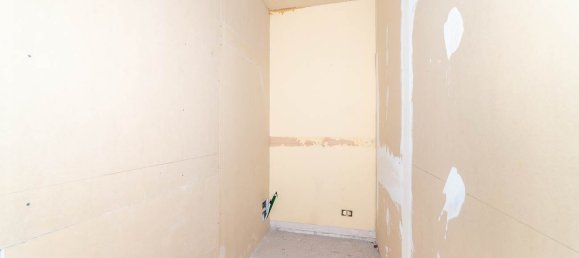 4 Schlafzimmer Villa in Misterbianco, Italy, Nr. 272631 33