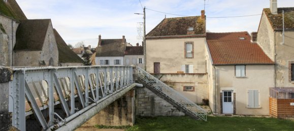 6 Schlafzimmer Gebäude in Montbouy, France, Nr. 89545 5