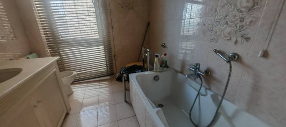 7 bedrooms Apartment in Rome, Italy No. 358360 17