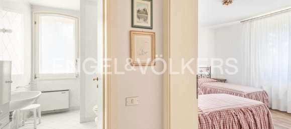 Вилла с 24 комнатами в Сан Джованни ин Персичето, Италия № 128024 29