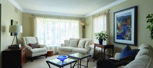 4 bedrooms House in Oakville, Canada No. 131 5