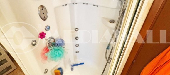 5-Zimmer Wohnung in Pordenone, Italy, Nr. 277969 19