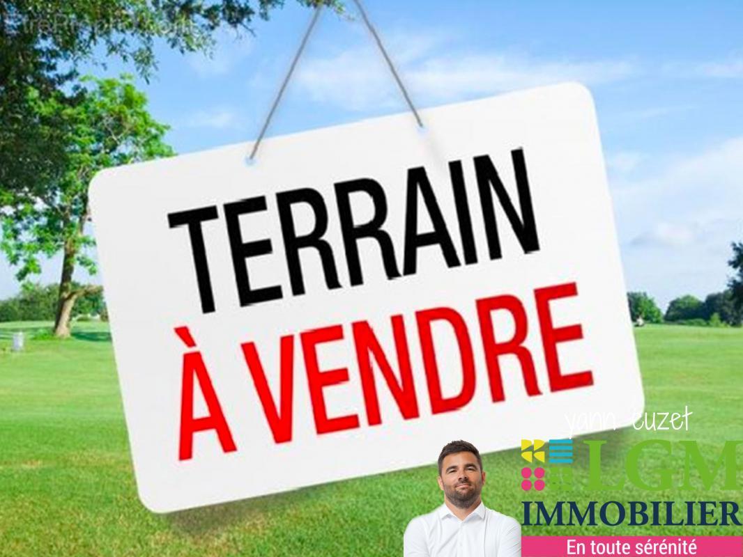 Grundstück in Bernis, France, Nr. 98753