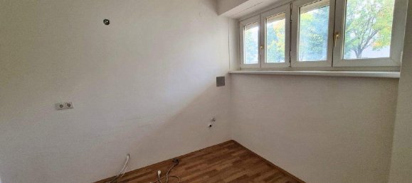 2 rooms Apartment in Puntigam, Austria No. 86355 3
