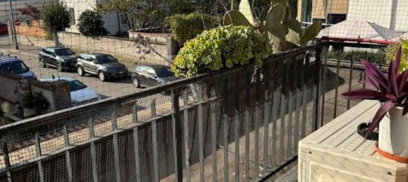 3-salle Appartement à Monza, Italy No. 234742 12