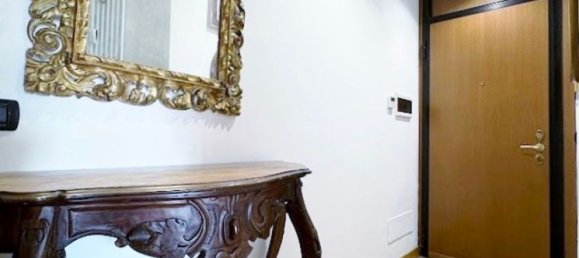 3-salle Appartement à Monza, Italy No. 234742 11