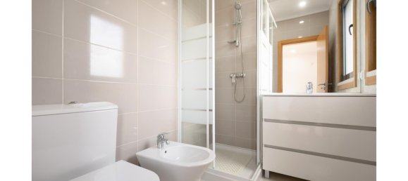 10 bedrooms Villa in Corroios, Portugal No. 95101 43