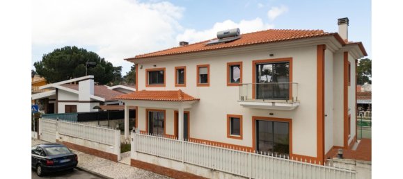 10 bedrooms Villa in Corroios, Portugal No. 95101 10
