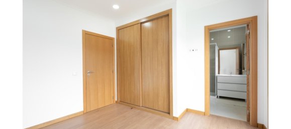 10 bedrooms Villa in Corroios, Portugal No. 95101 44