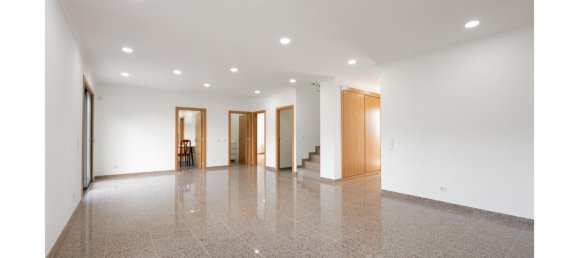 10 bedrooms Villa in Corroios, Portugal No. 95101 31