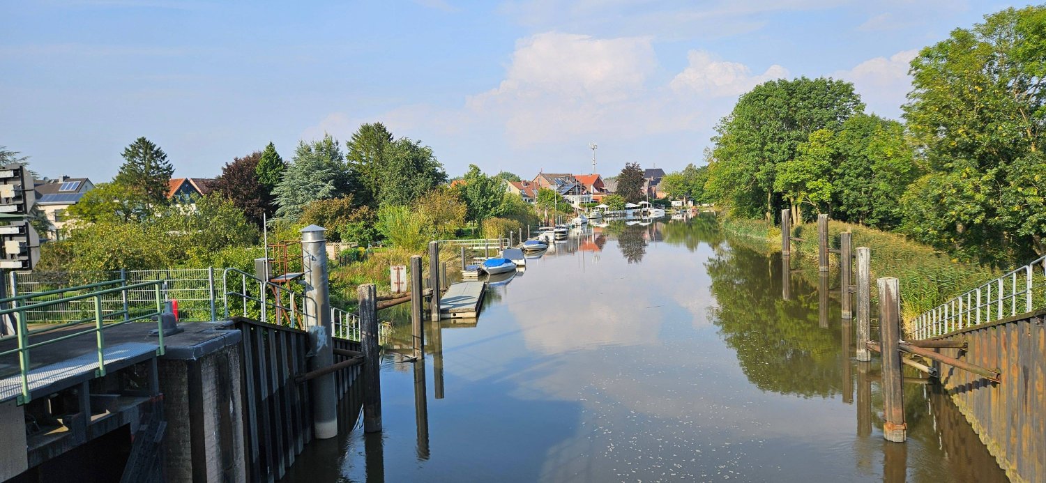 Villa de 11 divisões em Hamburg-Mitte, Germany N.º 24733