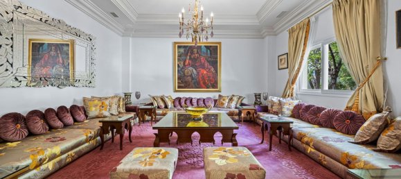 5 bedrooms Villa in Marbella, Spain No. 136497 14