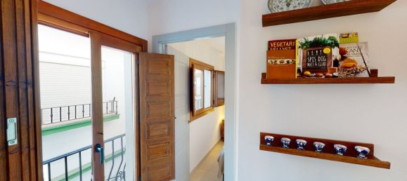 2 bedrooms Townhouse in Caleta de Velez, Spain No. 49000 3