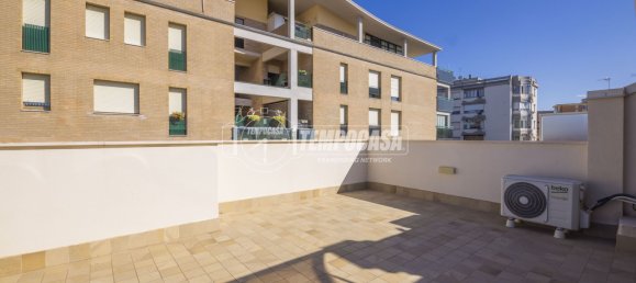 2 chambres Appartement à Senigallia, Italy No. 275016 4