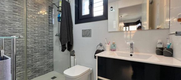 2 غرف نوم منزل في Alicante, Spain رقم 188653 18