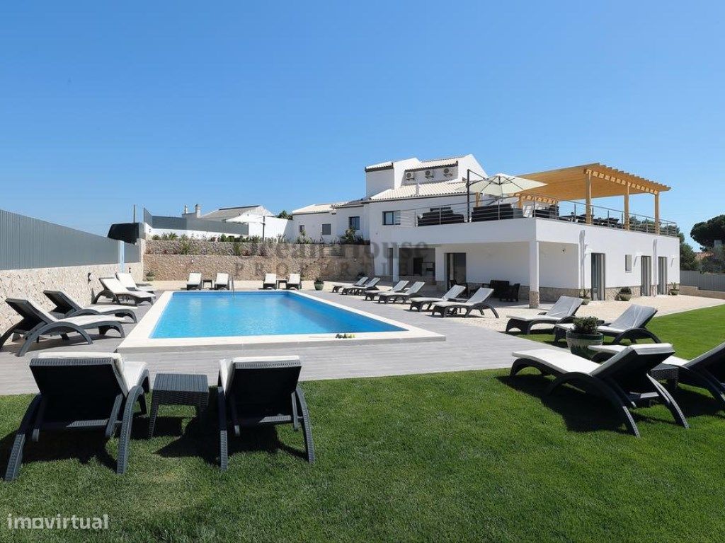 9 bedrooms House in Albufeira, Portugal No. 124549