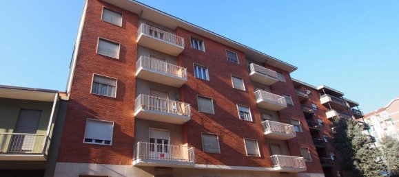 3 rooms Apartment in Turin, Italy No. 114501 13