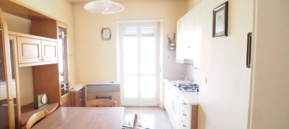 3 rooms Apartment in Turin, Italy No. 114501 20