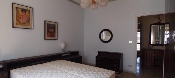 3 rooms Apartment in Turin, Italy No. 114501 3