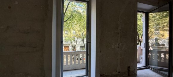 4 bedrooms Apartment in Milan, Italy No. 362689 8