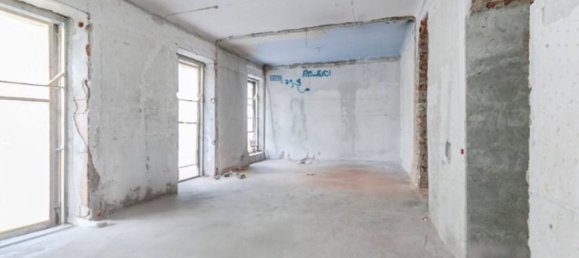 4 bedrooms Apartment in Milan, Italy No. 362689 2