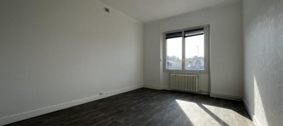 3 bedrooms House in Lorient, France No. 197665 3