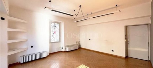 Здание 600м² в Эрба, Италия № 84620 6