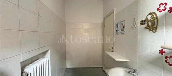 Здание 600м² в Эрба, Италия № 84620 13