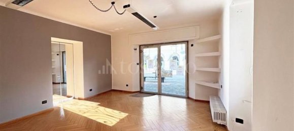 Здание 600м² в Эрба, Италия № 84620 7