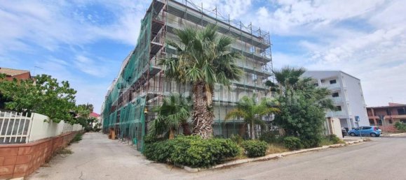 2 bedrooms Apartment in Gela, Italy No. 354830 3